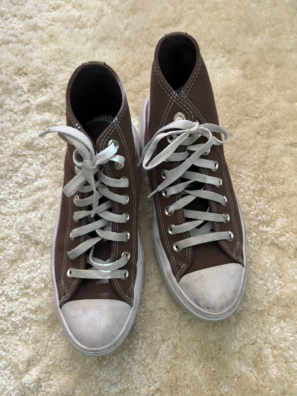 Men's High-Top Athletic Sneakers in Brown with White Accents